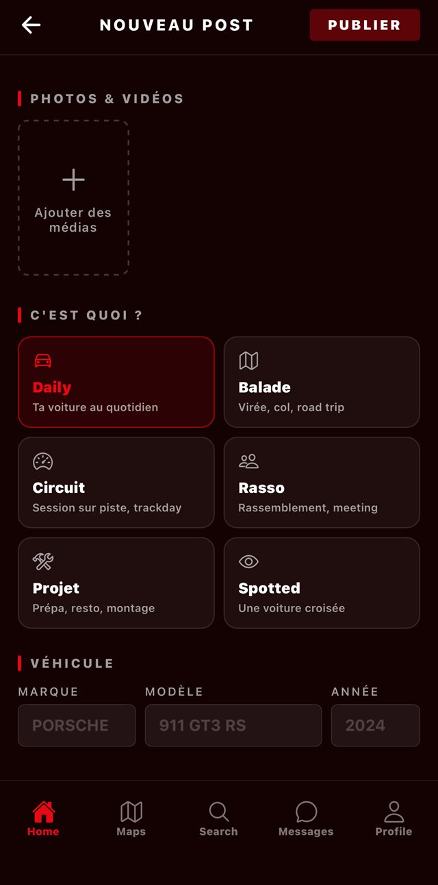 L'écran de création d'une publication : ajout de médias, choix du type de post et champs marque, modèle et année du véhicule.